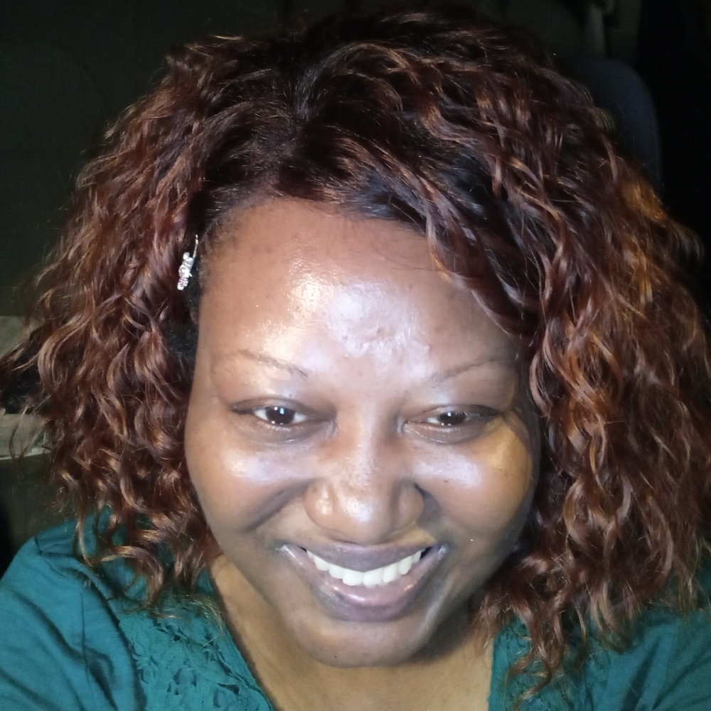 Meet your Posher, Lynnette